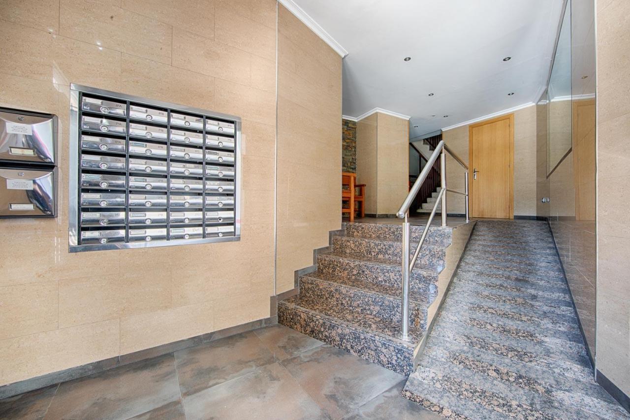 Magnifico Apartamento En El Centro De Oviedo Bagian luar foto