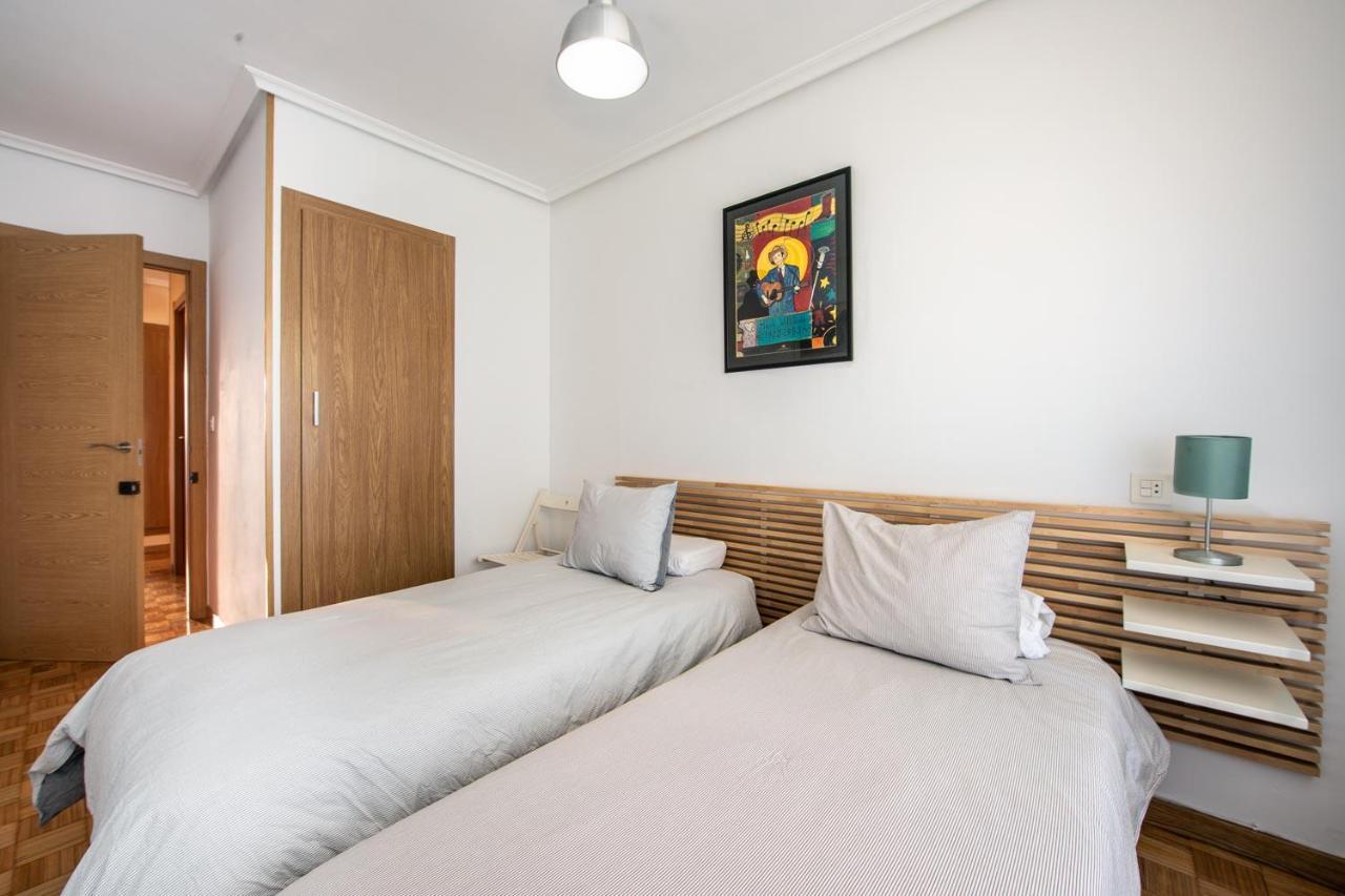 Magnifico Apartamento En El Centro De Oviedo Bagian luar foto